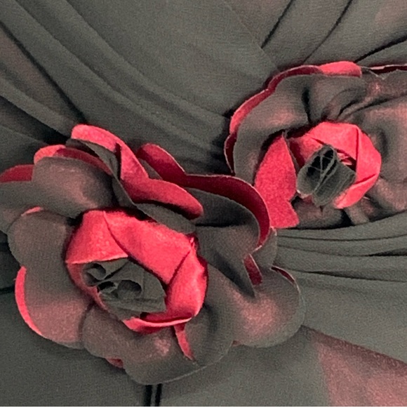 Beautiful Strapless Sheer over Satin Dress - Picture 3 of 8